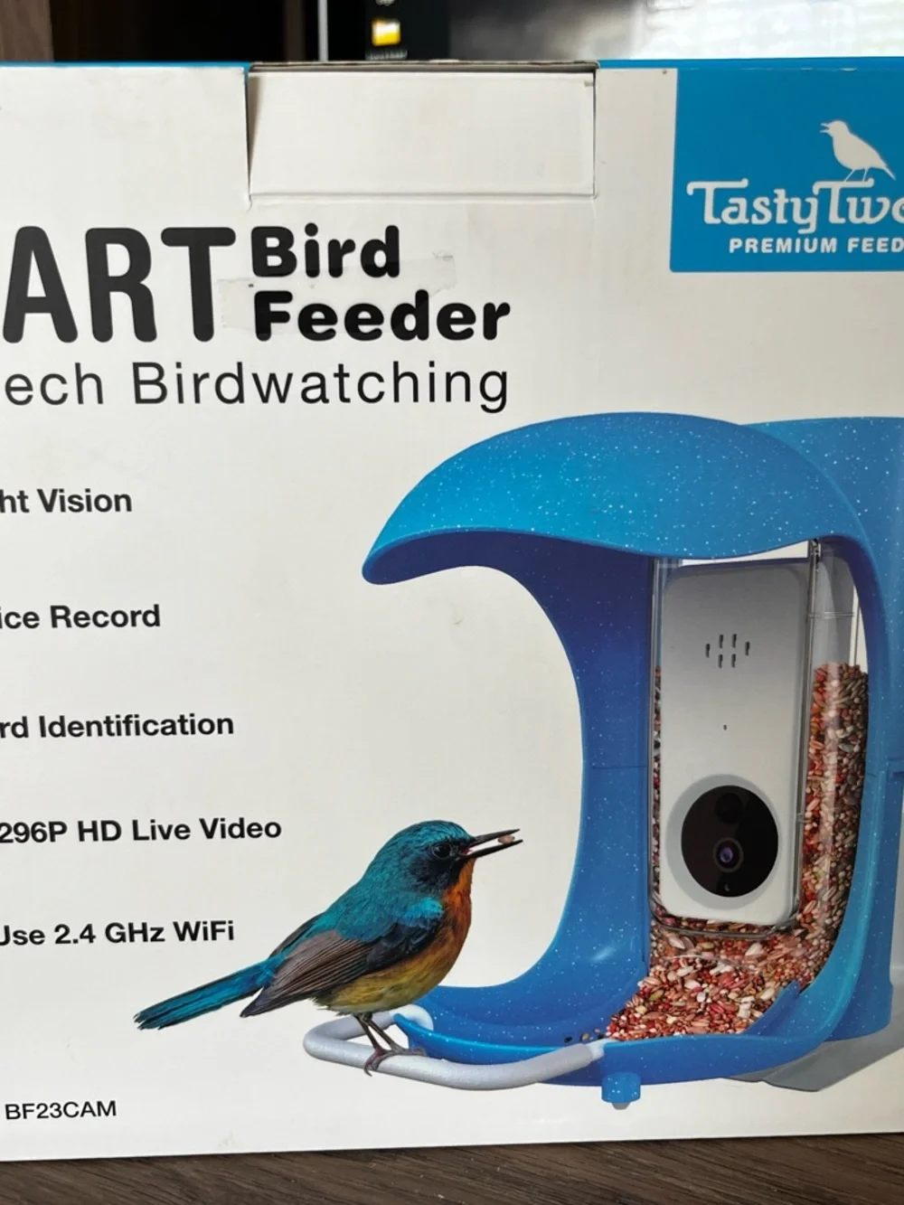 tasty tweets bring birds